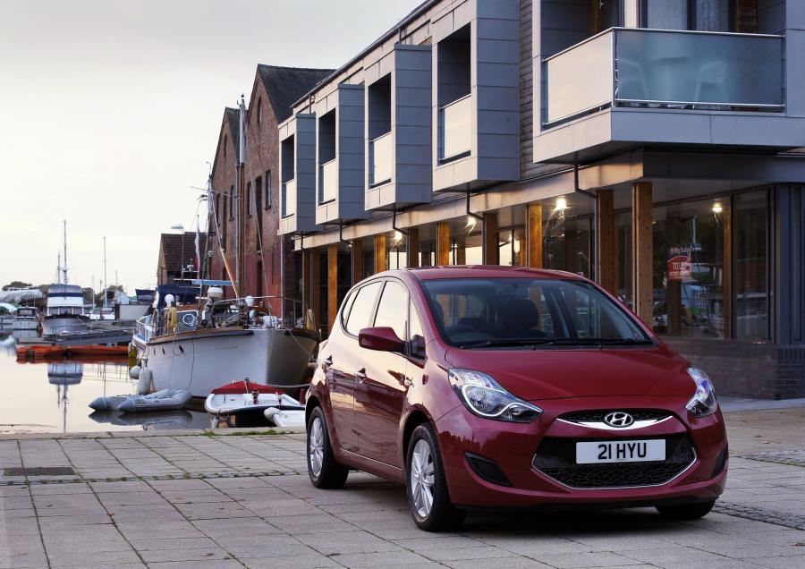  Hyundai ix20 2010 года  (UK) (фото 26 из 31)